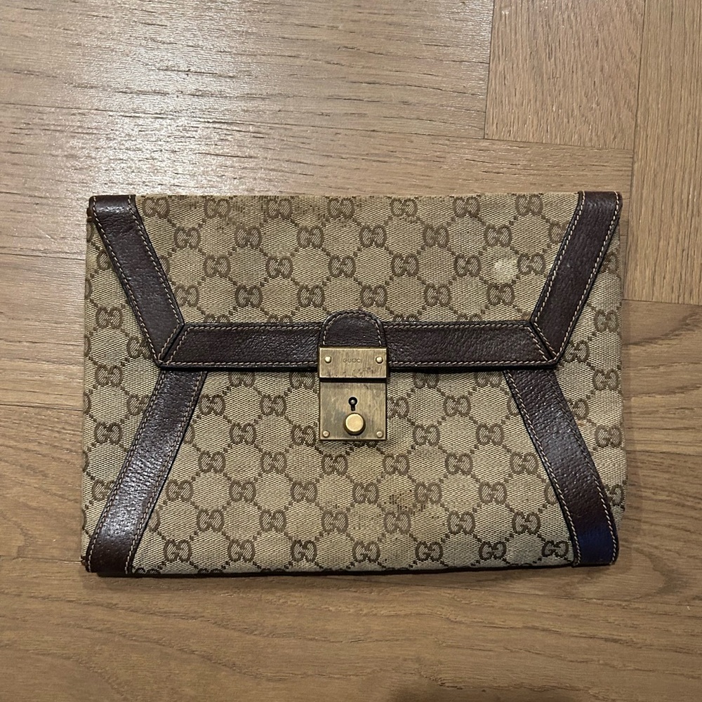 Vintage Gucci Envelope Clutch with Original Lock